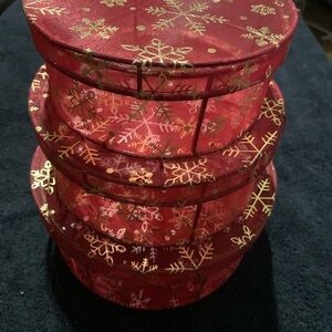 Red and Gold Snowflake Nesting Gift Boxes